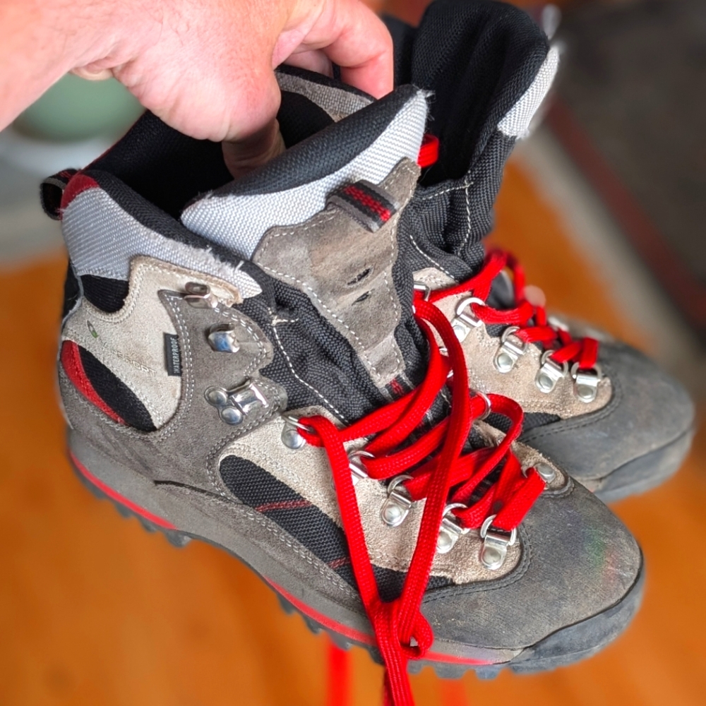 Garsport Trekking Boots Women Sz EU 38 US 7.5/8 Blk Grey Red Rugged Lightly Used